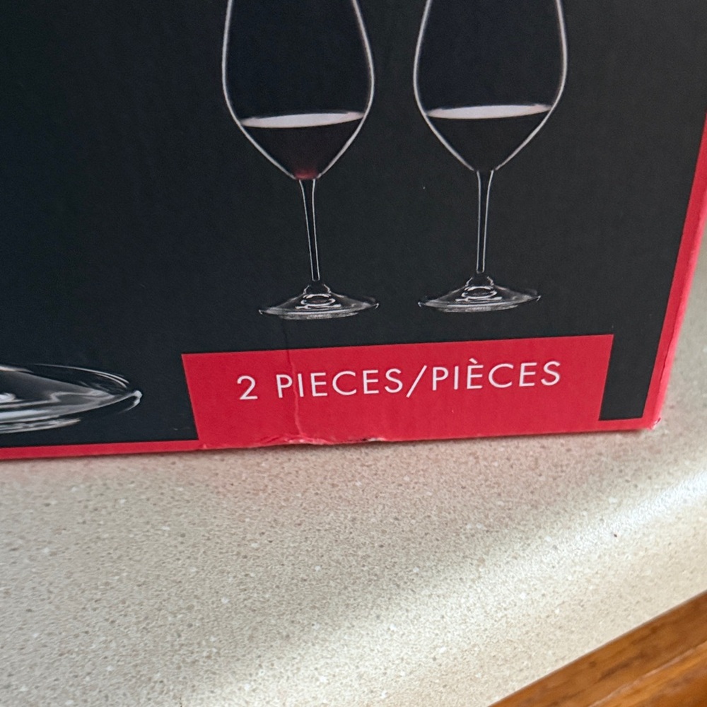 Riedel Red Wine Glasses 002 - Picture 2 of 7
